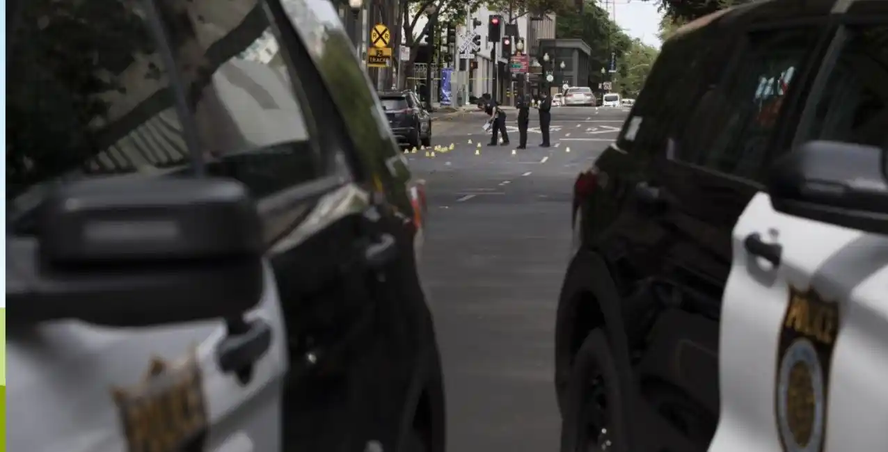 Murieron dos policías en un tiroteo en Los Ángeles