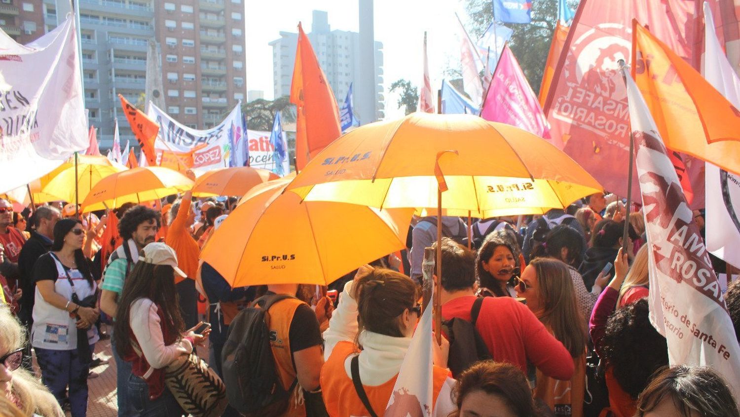 Los gremios de salud adhieren al paro nacional