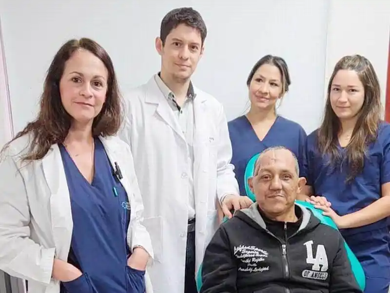 Se realizó una compleja reconstrucción
craneofacial en el Hospital de Alta Complejidad