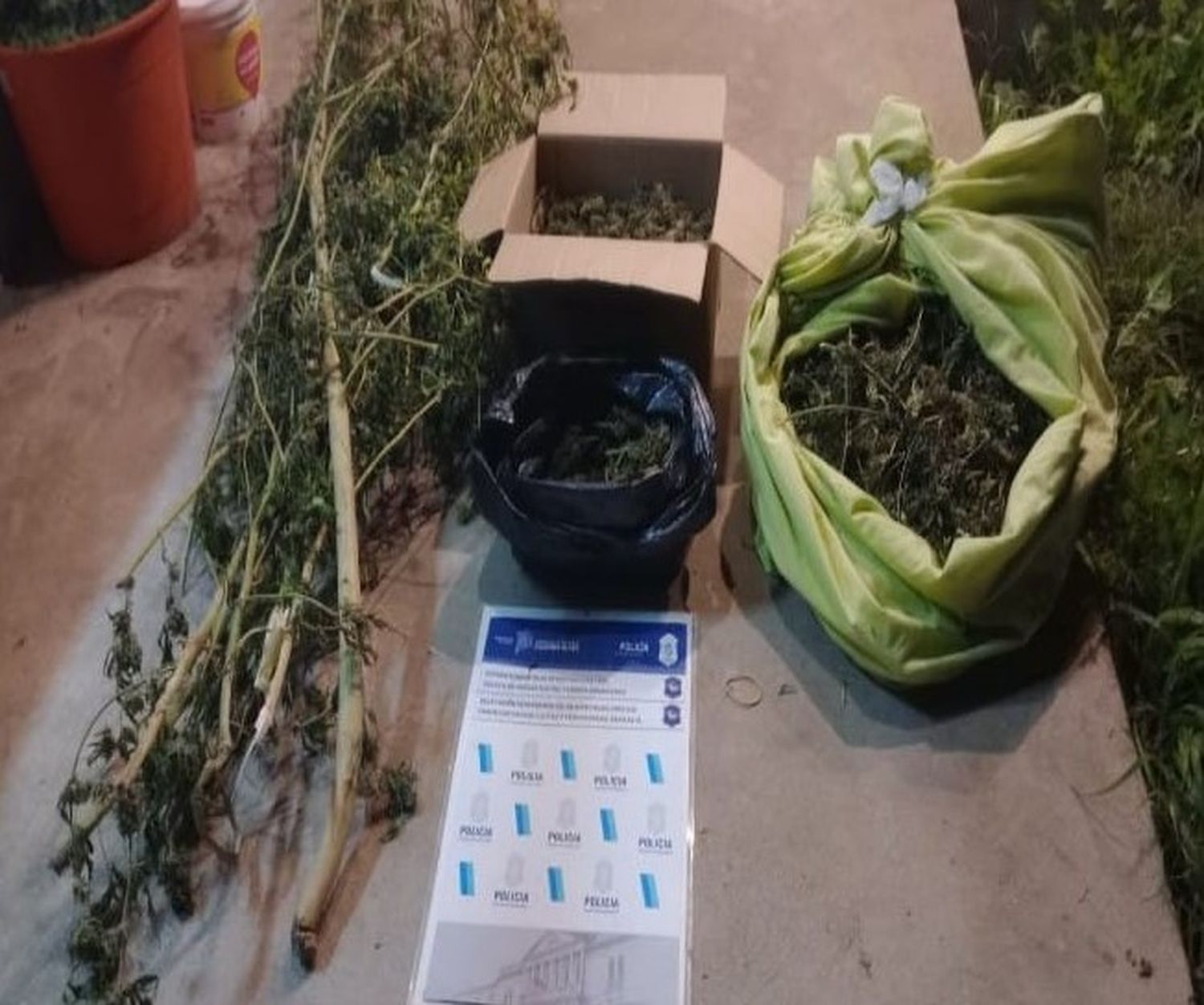 Secuestraron más de seis kilos de marihuana.