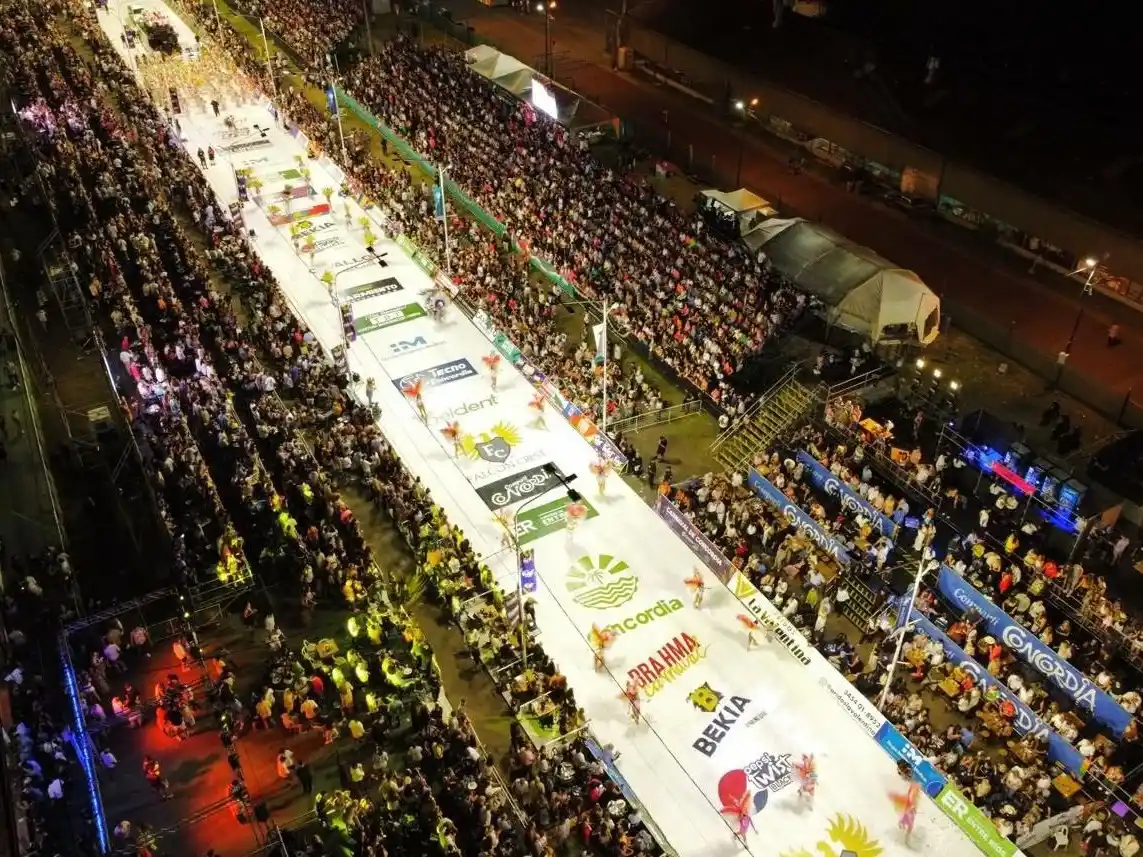 Abren la licitación para la concesión de la barra del Sector VIP Turista