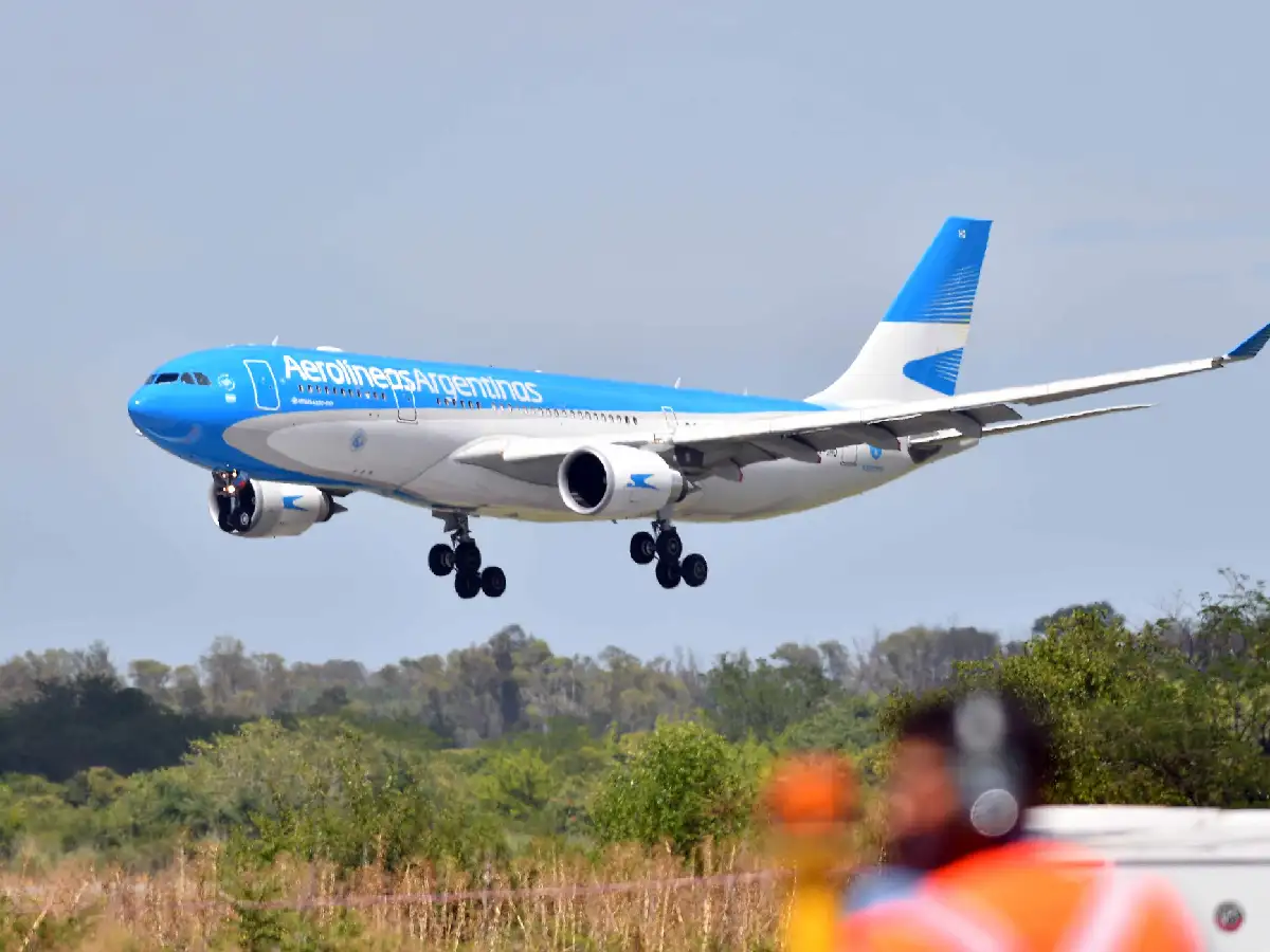 Llegó el avión procedente de Moscú con la segunda tanda de vacunas