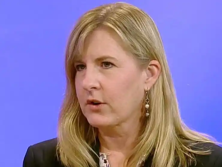 La congresista Melissa Hortman y su esposo fueron asesinados por un hombre disfrazado de policía en Minnesota