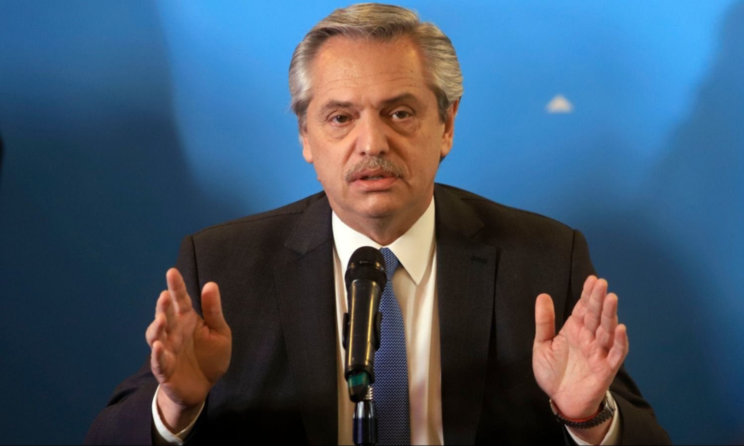 Alberto Fernández decretó la cuarentena obligatoria