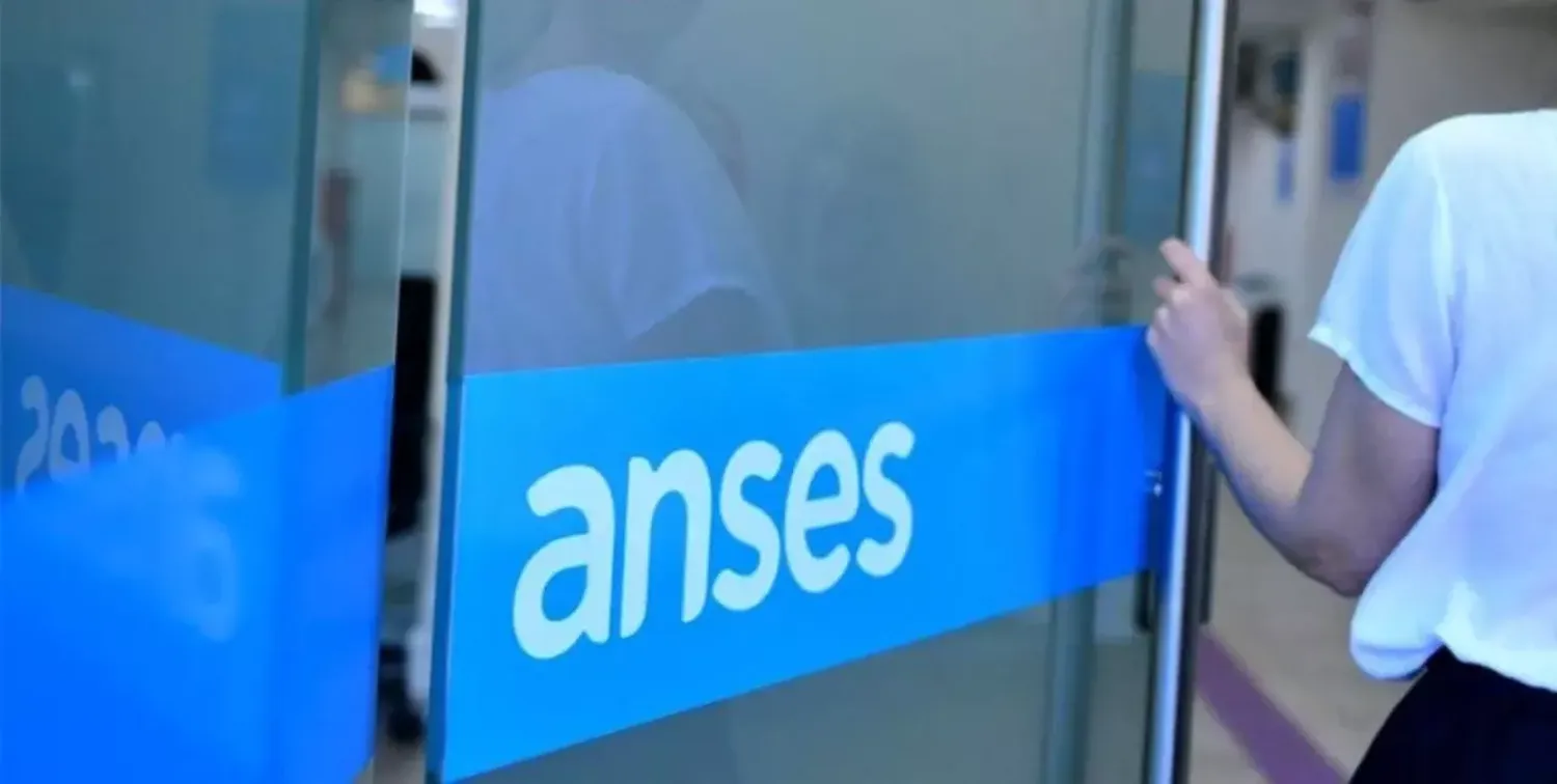 Anses: quiénes cobran este lunes el beneficio de junio y el medio aguinaldo 