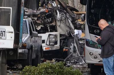 Al menos 18 muertos tras un atentado con explosivos contra una base militar en Colombia