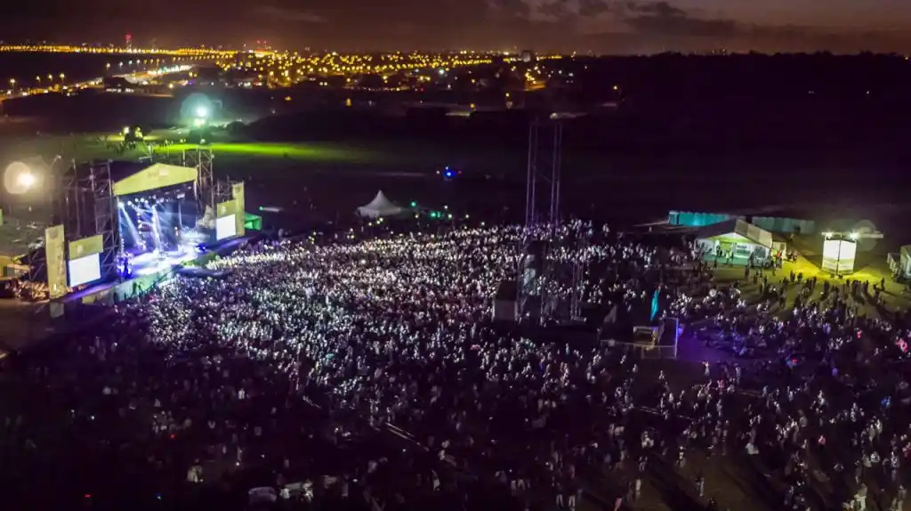 Una multitud disfrutó del recital gratuito de Axel en Mar del Plata