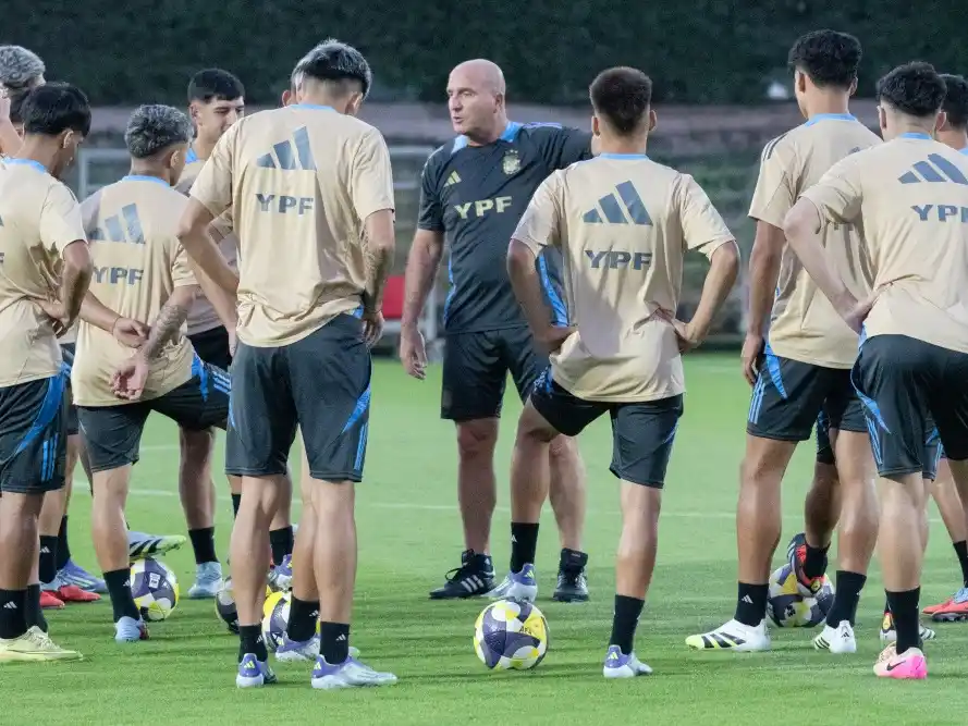 La Sub 17 ya se enfoca en el duelo del jueves a las ante Túnez.Foto:AFA