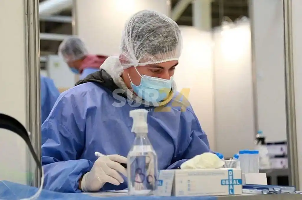 Santa Fe notificó 10.916 nuevos casos de Covid y 515 son de la región