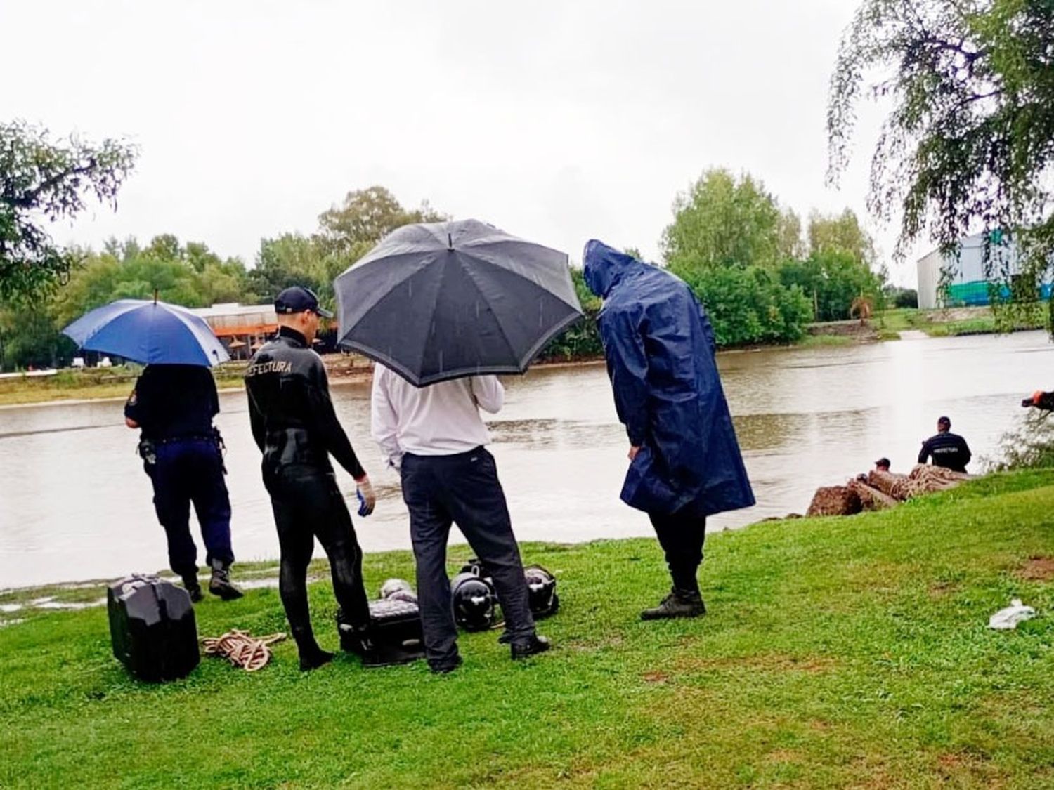 Encontraron el cuerpo del adolescente ahogado en el río Gualeguaychú