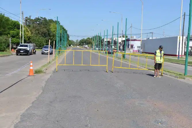 Precaución: Corte del carril central de la avenida Pte. Alfonsín
