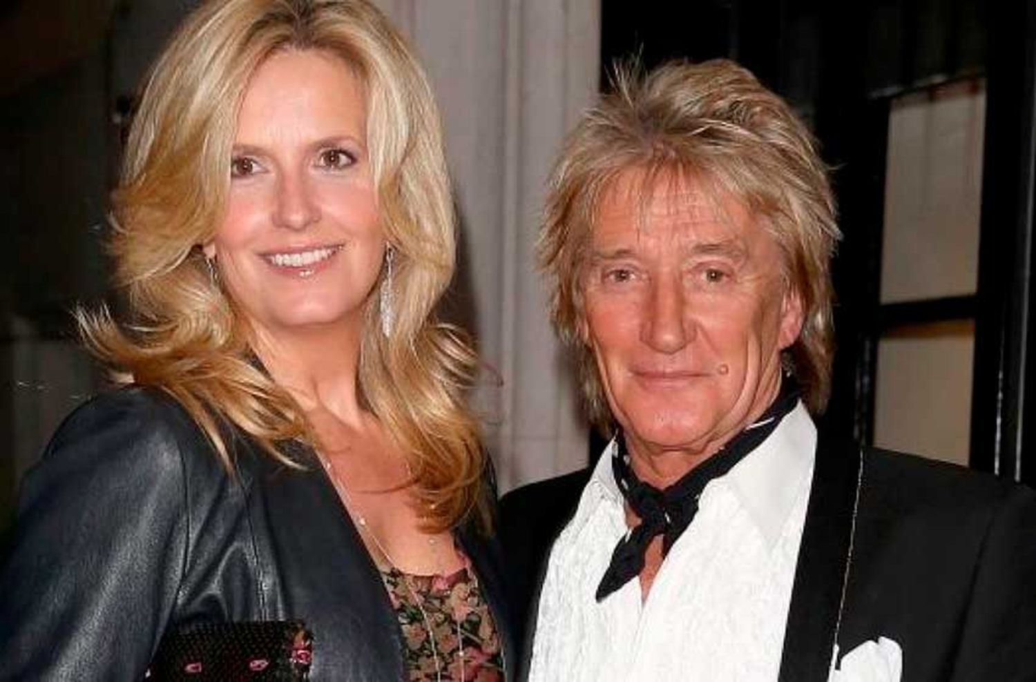 Rod Stewart ayuda a su esposa a lidiar con la menopausia