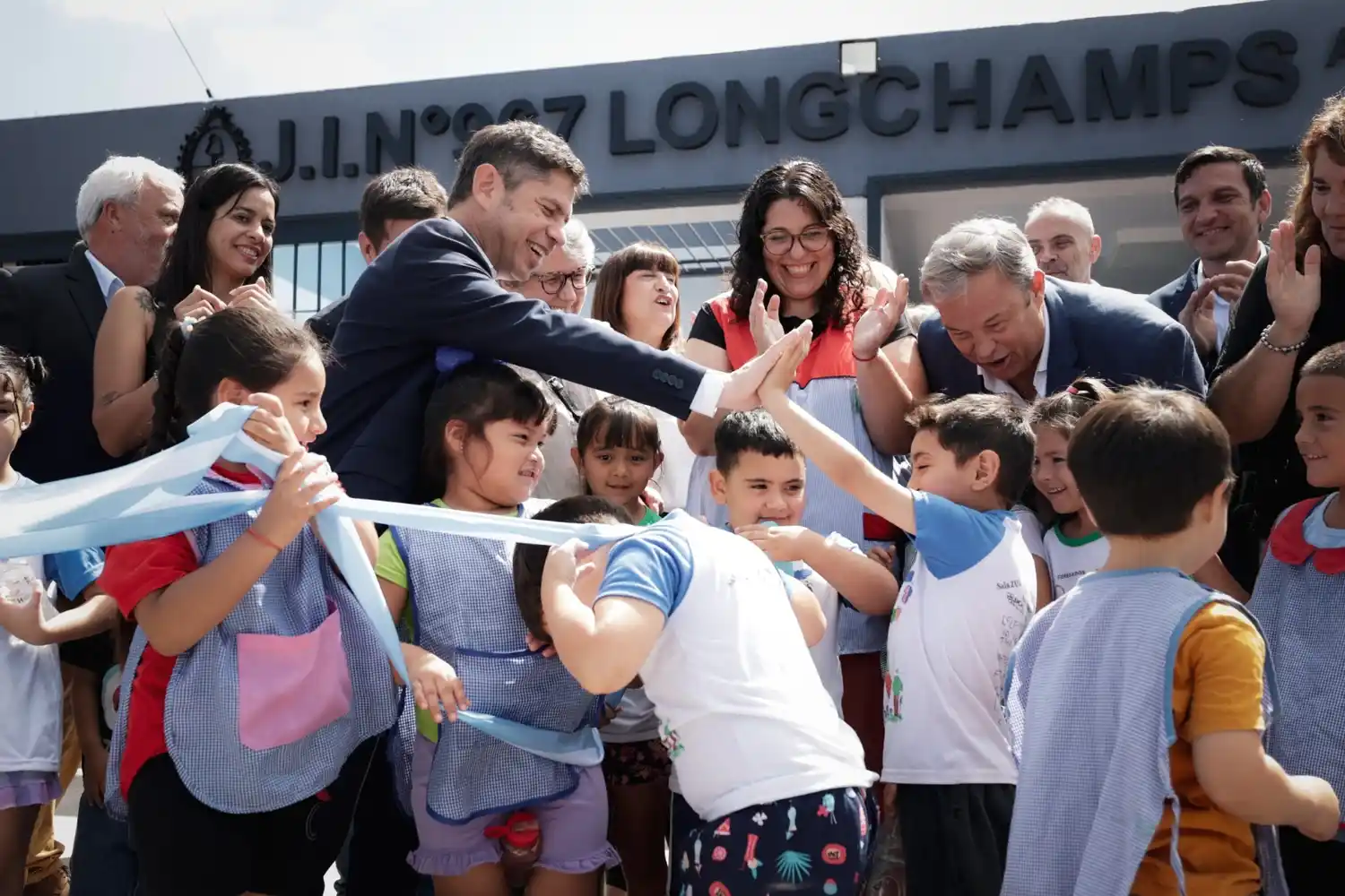 Kicillof en Almirante Brown junto a Cascallares.