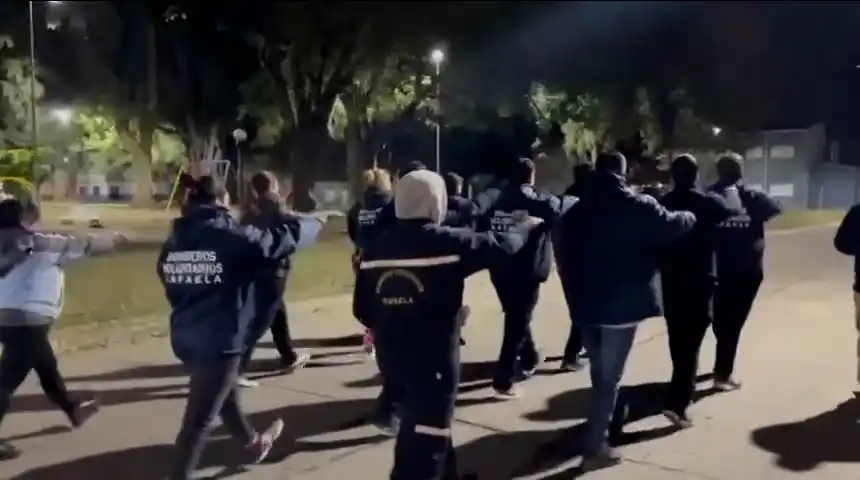 Desfile Bomberos Voluntarios - 1