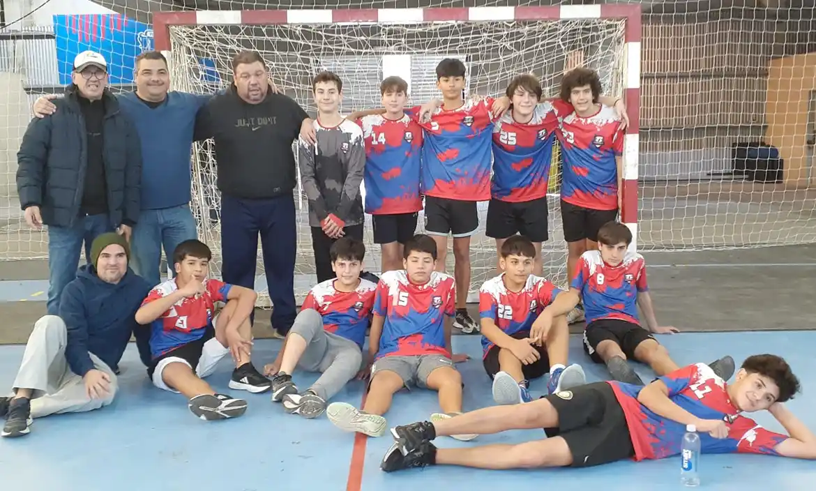 Handball – Femebal: Los Menores de Muni Pilar y un empate que vale oro