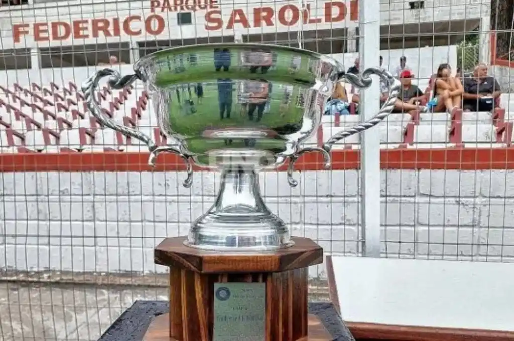 Colón de Santa Fe enfrenta a River Plate de Uruguay