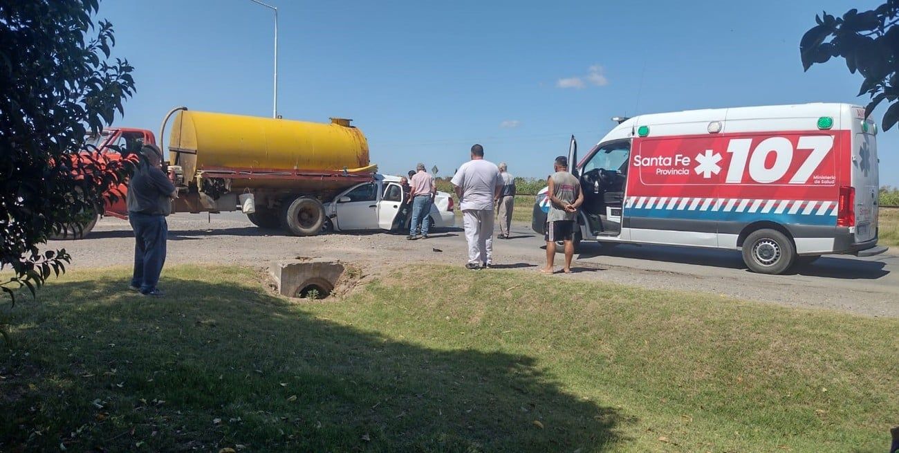 Una ambulancia del SIES 107 trasladó al bebé rescatado, de inmediato, a un centro asistencial de la zona Crédito: Info Más Noticias.