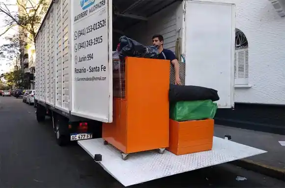 Tras habilitar las mudanzas, la Municipalidad explicó cómo se obtiene la autorización