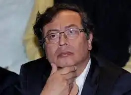 ATADOS DE PIES Y MANOS matan a homosexuales en Medellín