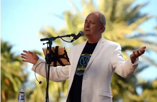 Muere Michael Nesmith, guitarrista de The Monkees