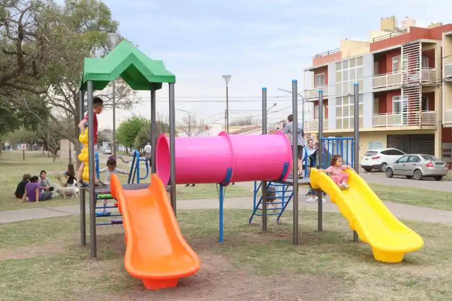 Juegos nuevos y submuración en la sede vecinal del Belgrano