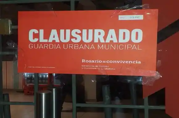 Clausuraron seis comercios e interrumpieron una fiesta clandestina durante este fin de semana