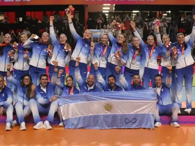 Las Panteras vencieron a Colombia y se colgaron la medalla de plata en los Juegos Sudamericanos Santa Fe 2026.