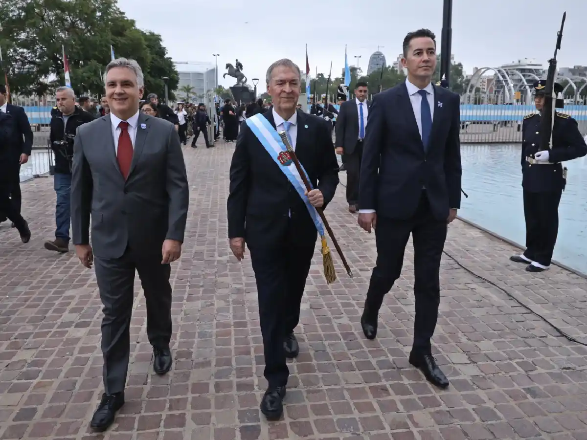 Schiaretti encabezó la conmemoración del 25 de Mayo