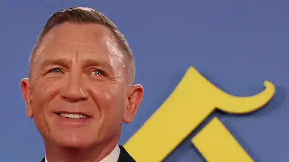 Daniel Craig recibe la misma condecoración que James Bond