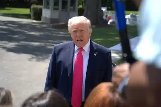 Trump analiza nueva propuesta de Irán.