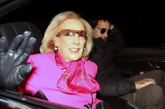 El despido del histórico chofer de Mirtha Legrand genera controversia en su entorno