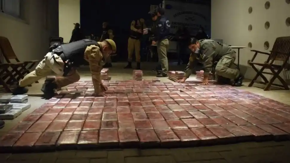 Desbarataron una banda narco que estaba por enviar más de 1500 kilos de cocaína en barco a Europa