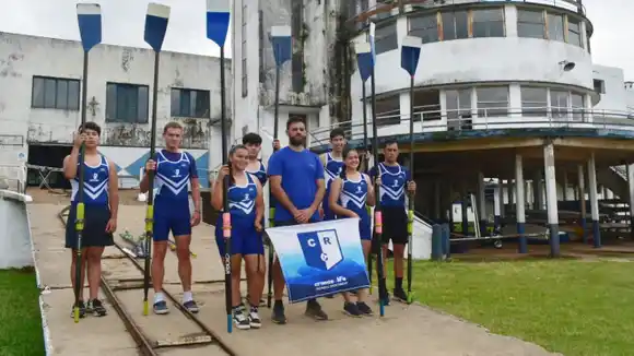 Remeros del Club Regatas Concordia en el Campeonato Argentino de Remo