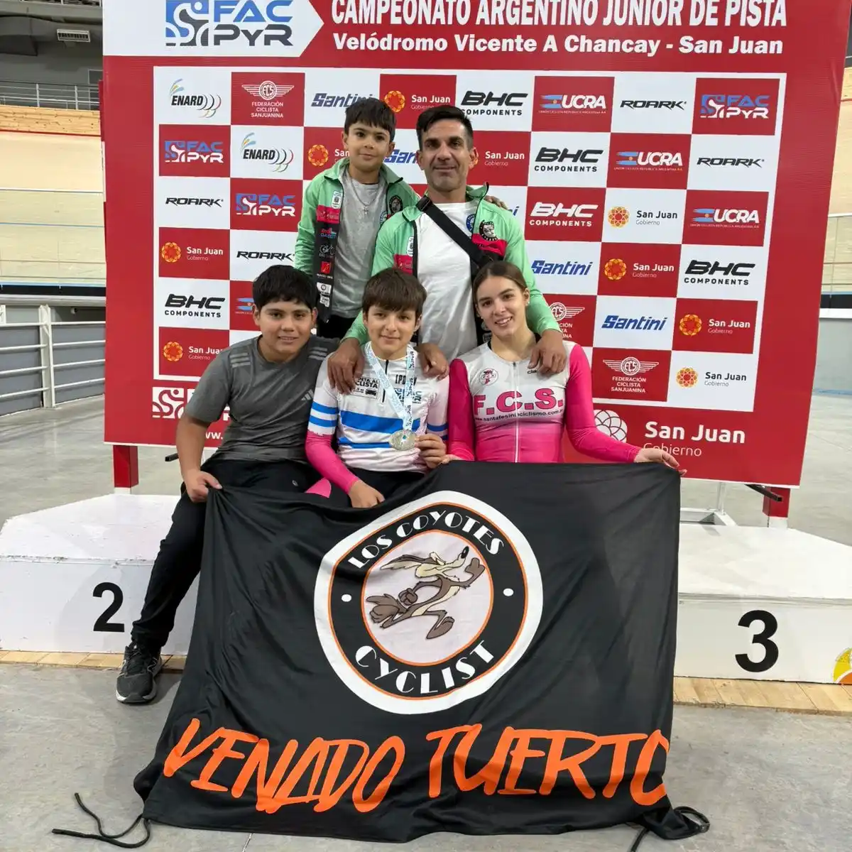 Parte de la delegación venadense que trajo grandes resultados del Nacional.