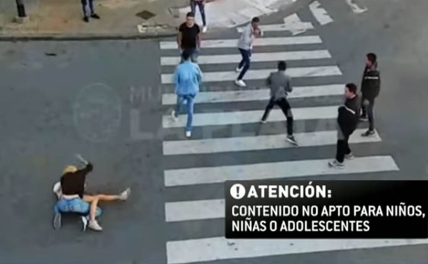 Una chica resultó herida en la cabeza en un robo en manada