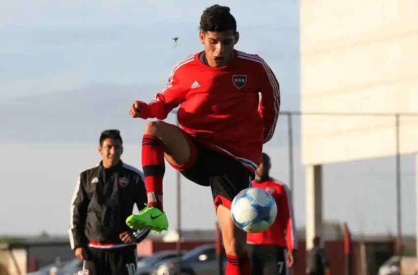 ¿Quién es Enzo Cabrera?