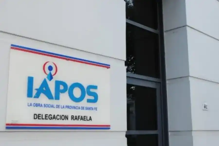 Iapos denunció a más de 400 médicos por el cobro ilegal de plus