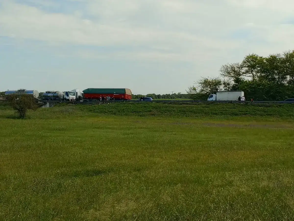 Accidente en la Ruta 34: un auto despistó y chocó contra el guardarrail cerca del cruce con la Ruta 13 - 2