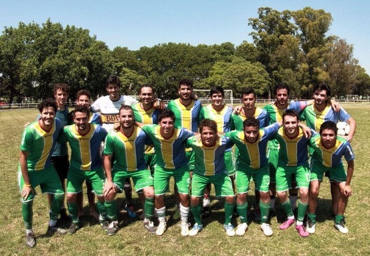 La Perla, el equipo de gualeguaychuenses campeón en Buenos Aires