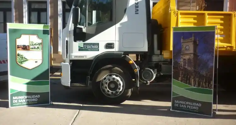 Nuevo camión volcador para Obras Públicas
