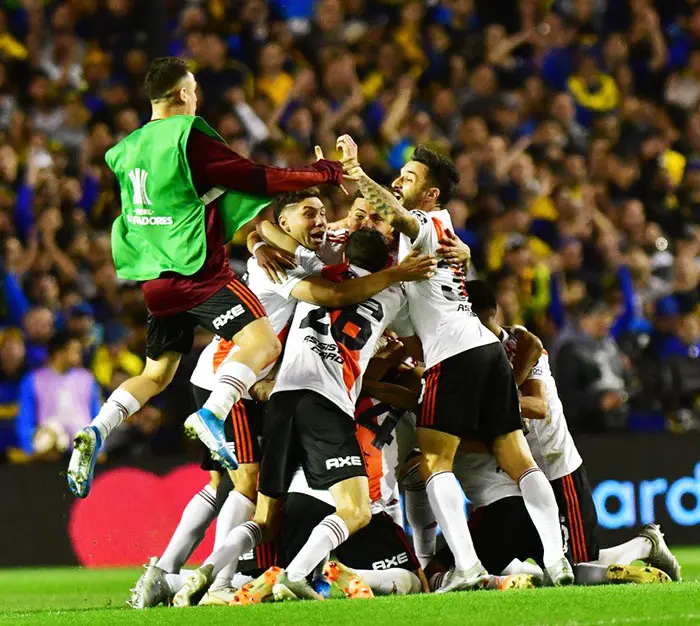 Boca ganó pero River pasó a la final