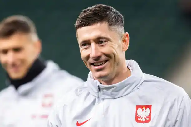 Robert Lewandoswski.