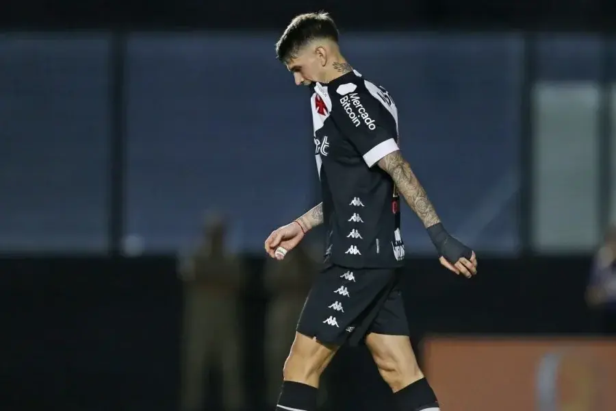 ¿Señal desde Brasil? Un jugador pretendido por Boca decidió no presentarse a la pretemporada con su club