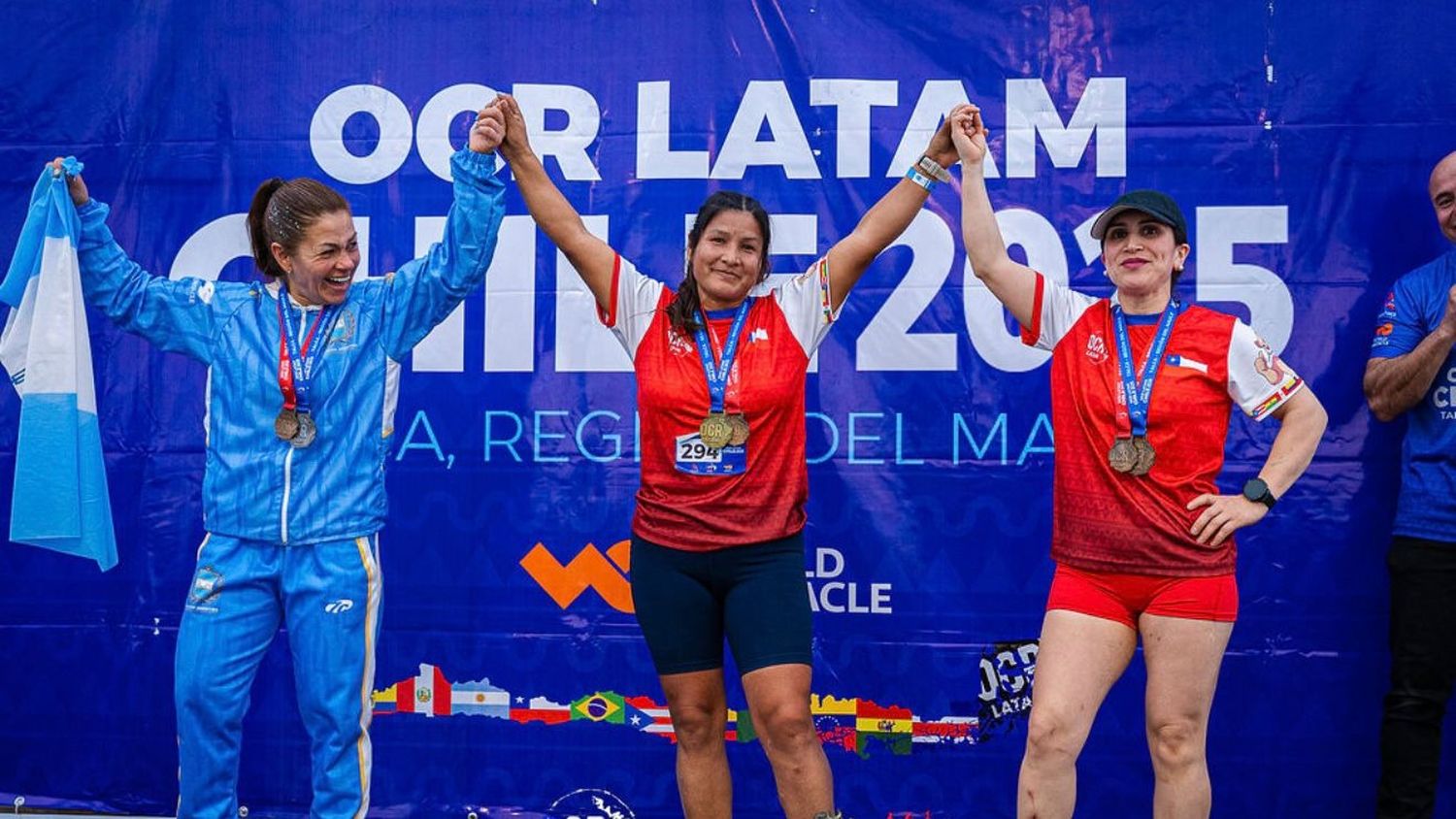 Verónica Rojas (izquierda) se subió al podio.