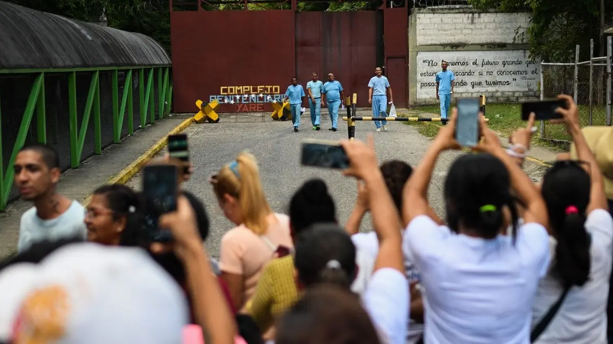 Tras excarcelaciones, QUEDAN 1.877 PRESOS POLÍTICOS en Venezuela, según el Foro Penal