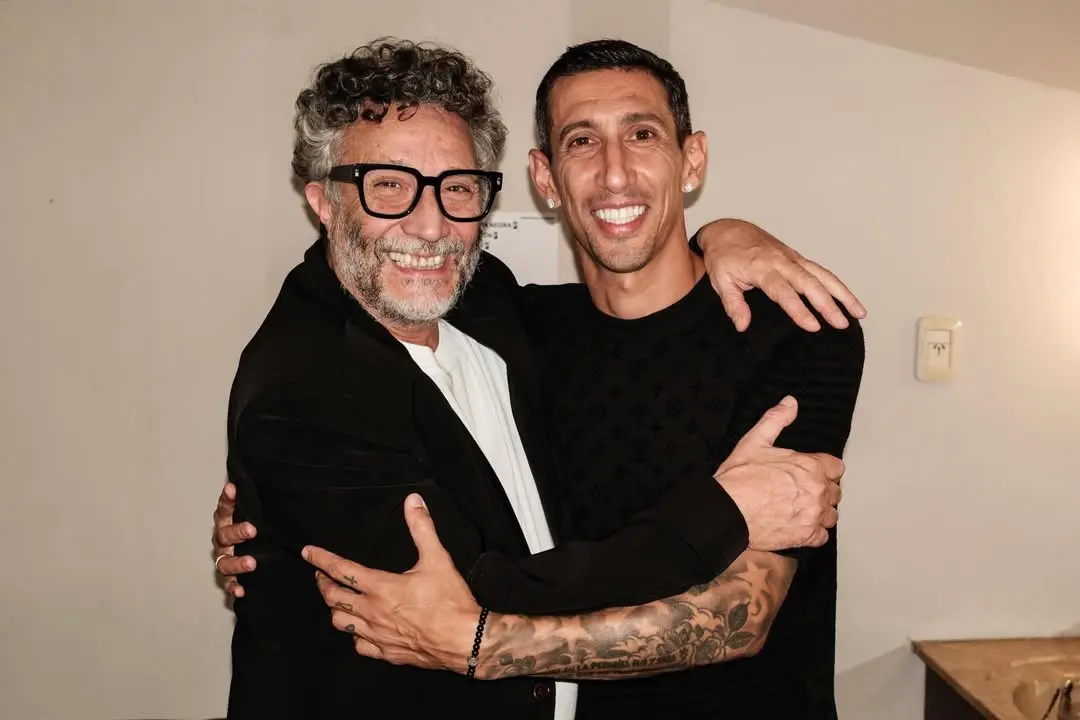 Fito Páez dio el primero de sus cuatro shows en Rosario y recibió a Ángel Di María