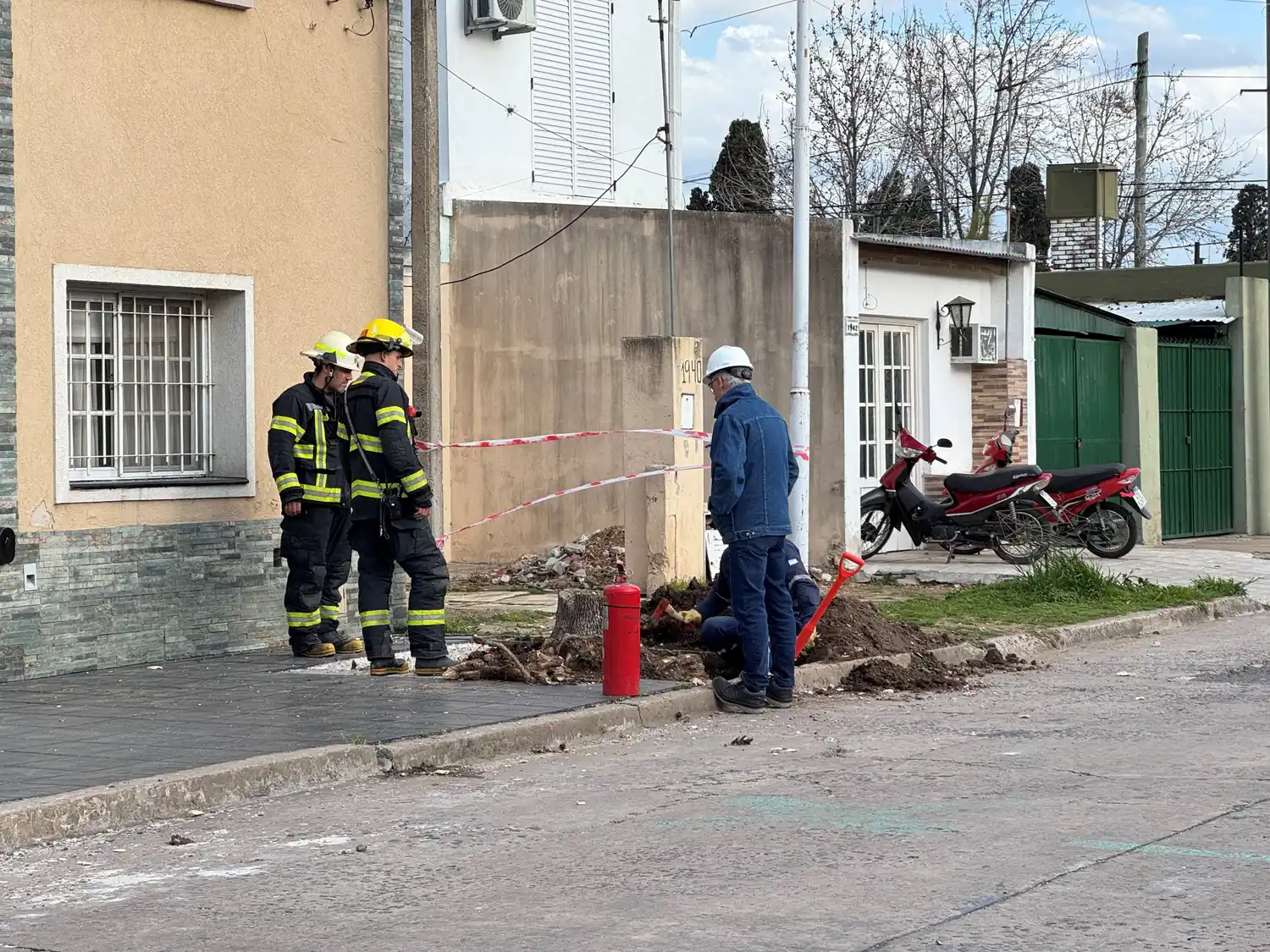 Bomberos trabajó en la zona.