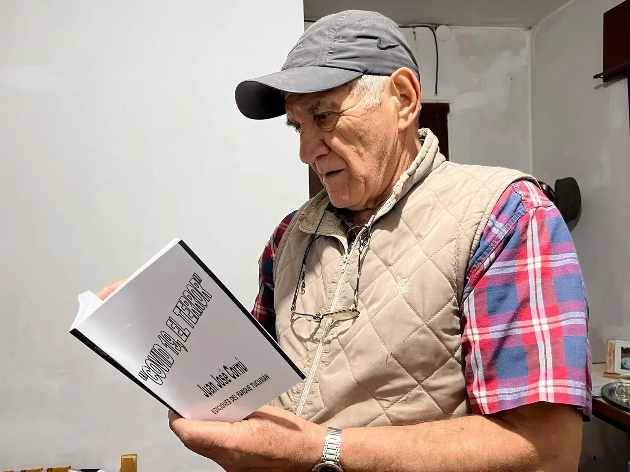 El profesor Juan José Cornú presenta su nuevo libro “COVID-19: El terror”