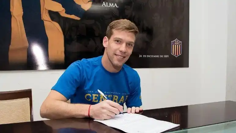 Riaño es la nueva incorporación de Central