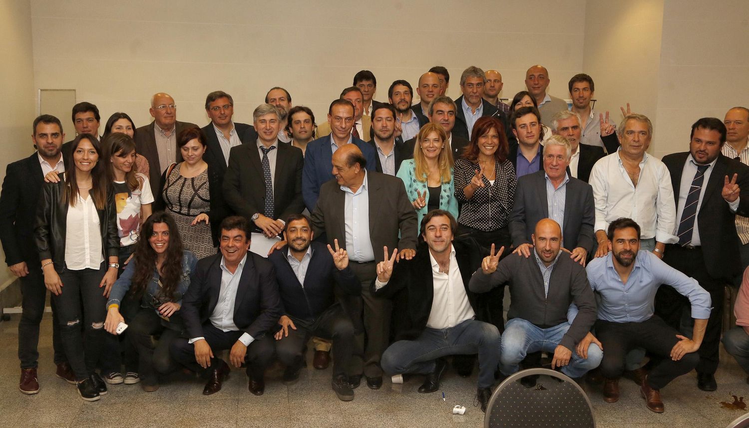 Reunión de intendentes del PJ Bonaerense en Lobos 